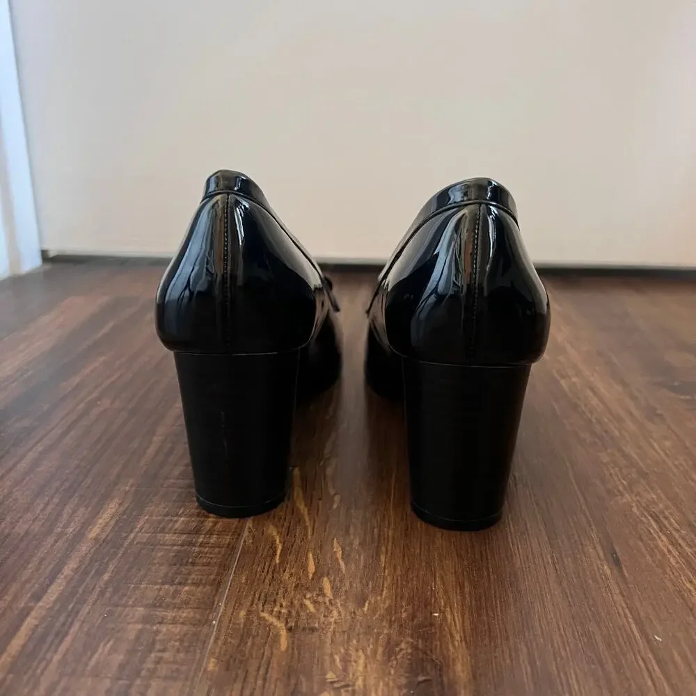 Like New! Bandolino Black Patent Academia Preppy Block Heeled Loafer Women 7.5